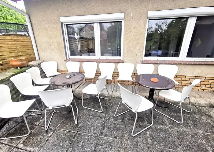 Monteur-haus Marat Biesdorf / Marzan / Hellersdorf דירה