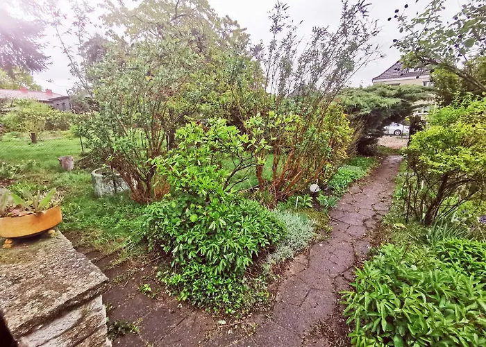 Monteur-haus Marat Biesdorf / Marzan / Hellersdorf דירה ברלין